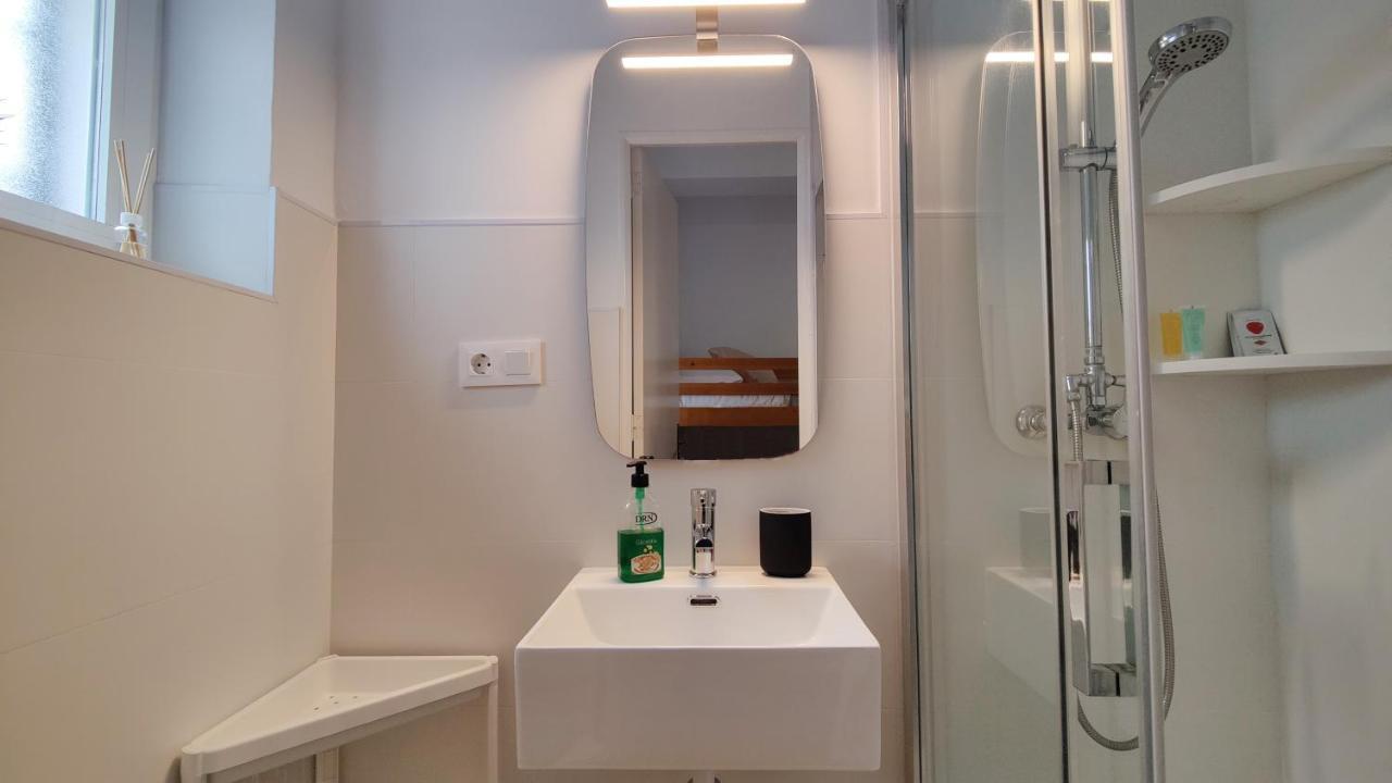 בנידורם Parralue Beach Front Home מראה חיצוני תמונה