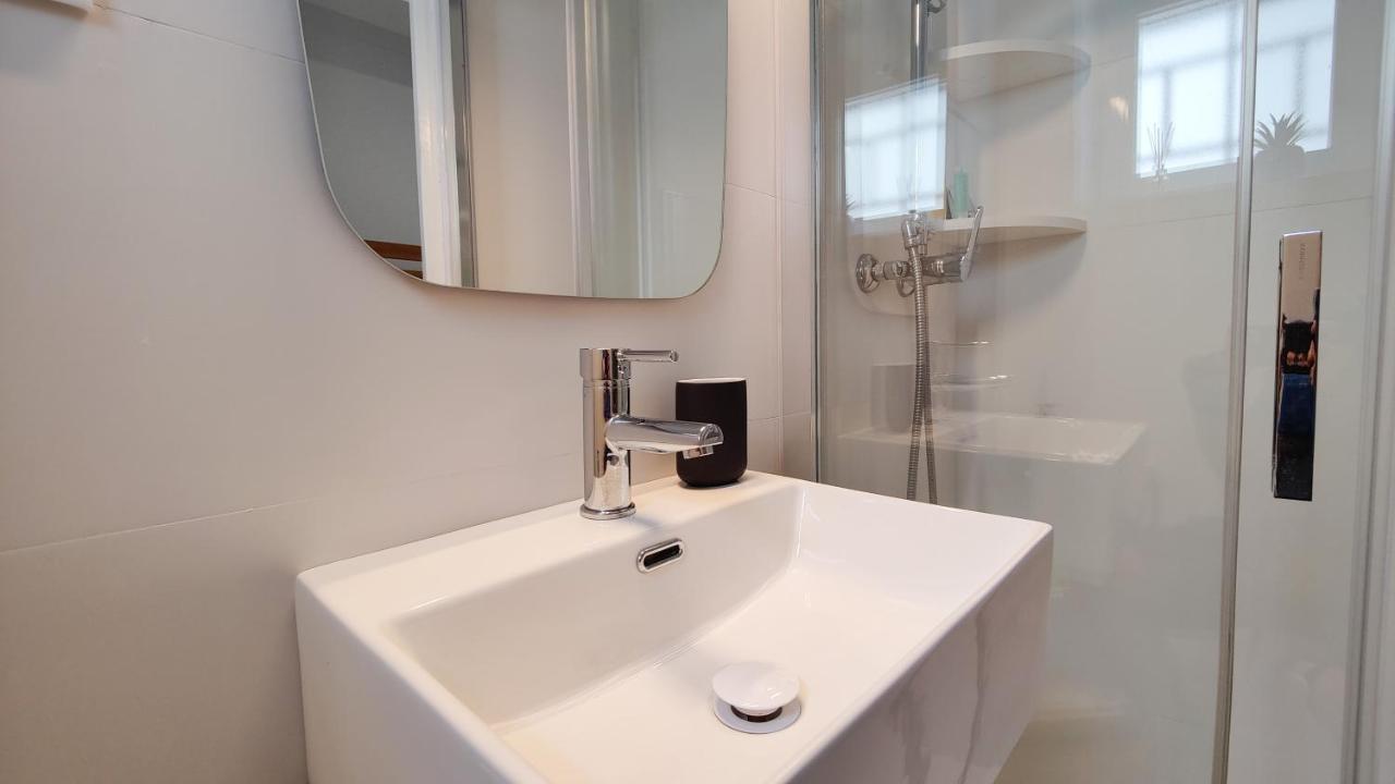 בנידורם Parralue Beach Front Home מראה חיצוני תמונה